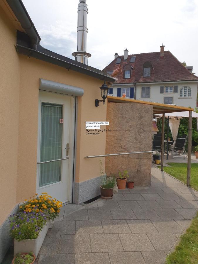 Niros Bed & Breakfast Birsfelden Екстериор снимка