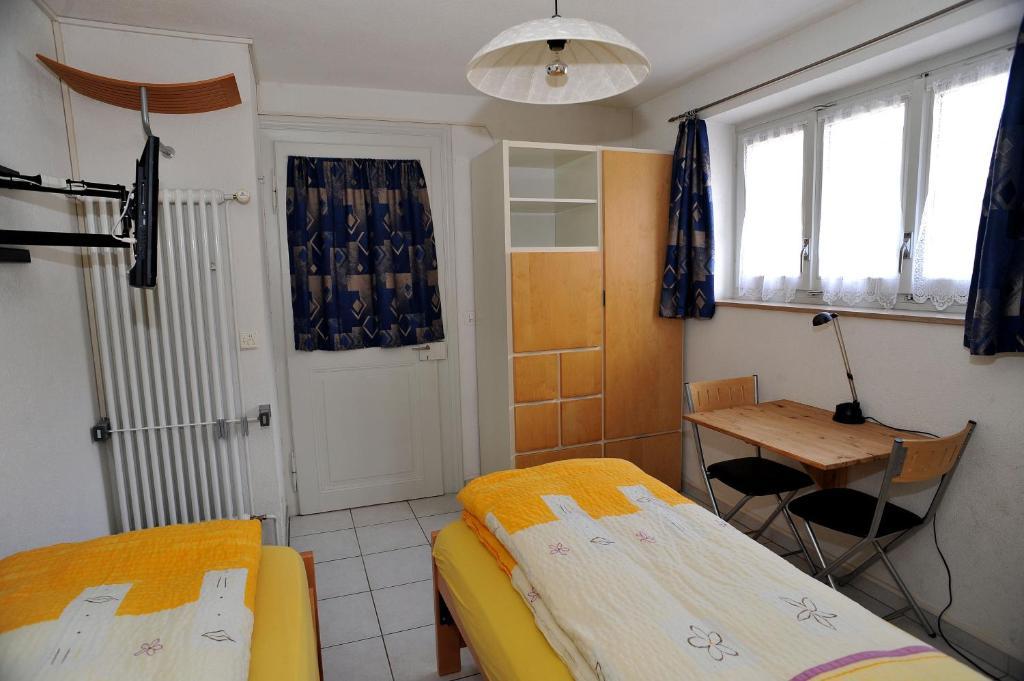 Niros Bed & Breakfast Birsfelden Стая снимка